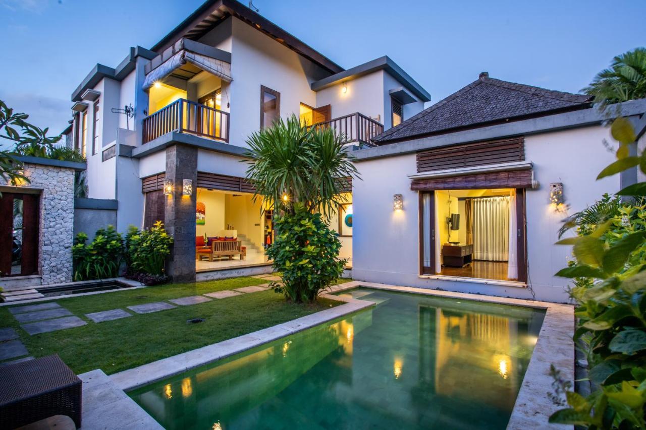 Villa Nadya 세미냑 외부 사진